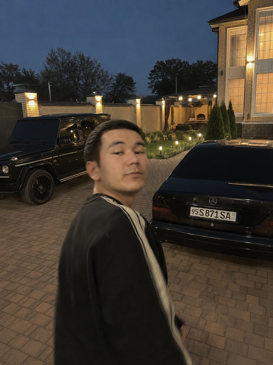 Kinoga hamroh